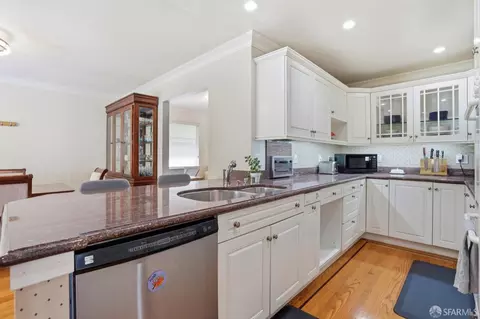 Kitchen - 1112 Oddstad Blvd, Pacifica, CA 94044 photo 3 of 4