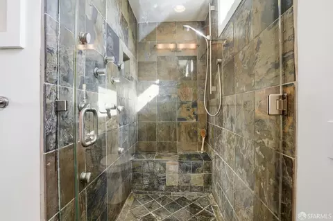 Bath - 1112 Oddstad Blvd, Pacifica, CA 94044 photo 3 of 7