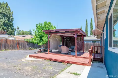 Exterior - 3453 Thunderbird Dr, Concord, CA 94520 photo 5 of 14