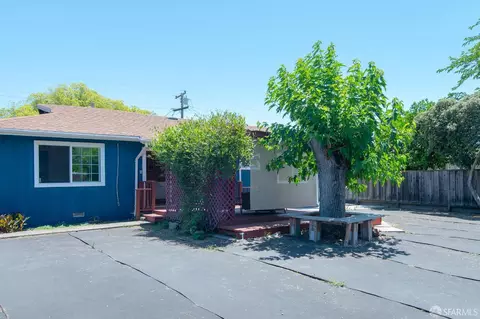 Exterior - 3453 Thunderbird Dr, Concord, CA 94520 photo 11 of 14