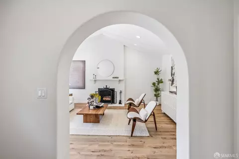 Entry Way - 610 Hillcrest Blvd, Millbrae, CA 94030 photo 2 of 6