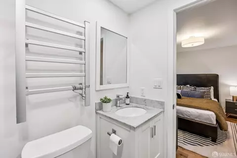 Bath - 610 Hillcrest Blvd, Millbrae, CA 94030 photo 7 of 9