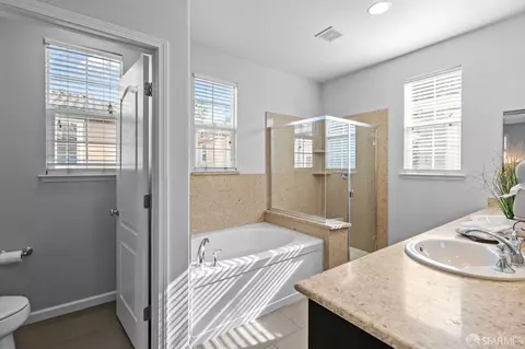Bath - 2852 Systron Dr, Concord, CA 94518 photo 1 of 4