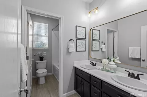 Bath - 2852 Systron Dr, Concord, CA 94518 photo 3 of 4