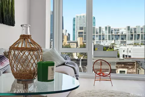 870 Harrison St #302, San Francisco, CA 94107
