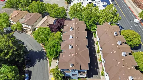 View/Area - 2801 Jefferson Ln, Concord, CA 94519 photo 4 of 16