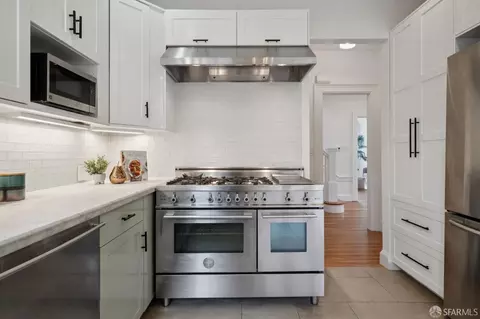 Kitchen - 279 29th Ave, San Francisco, CA 94121 photo 7 of 10
