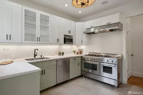 Kitchen - 279 29th Ave, San Francisco, CA 94121 photo 4 of 10
