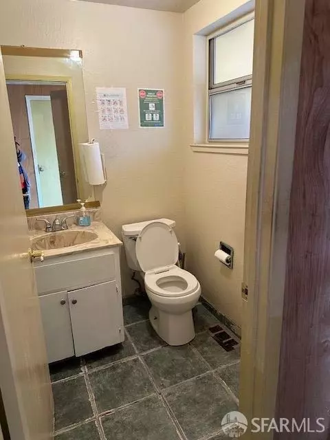 Bath - 155 Sunset Blvd, Hayward, CA 94544 photo 3 of 3
