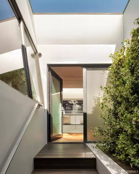 Entry Way - 4356 25th St, San Francisco, CA 94114 photo 1 of 5