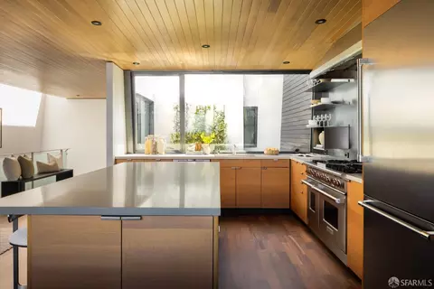Kitchen - 4356 25th St, San Francisco, CA 94114 photo 1 of 3