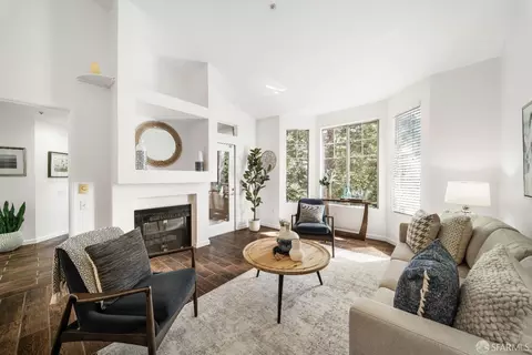 280 Caldecott Ln #321, Oakland, CA 94618