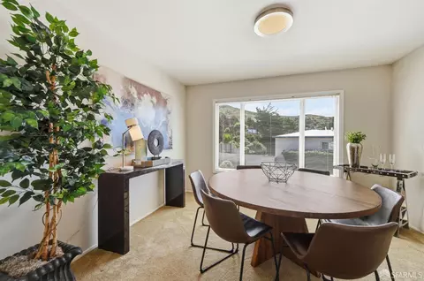 Dining - 11 Marview Way, San Francisco, CA 94131 photo 1 of 2