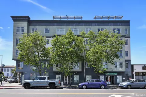 2407 Telegraph Ave #504, Oakland, CA 94612