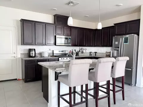 Kitchen - 220 Caputo Cir, Oakley, CA 94561 photo 5 of 6