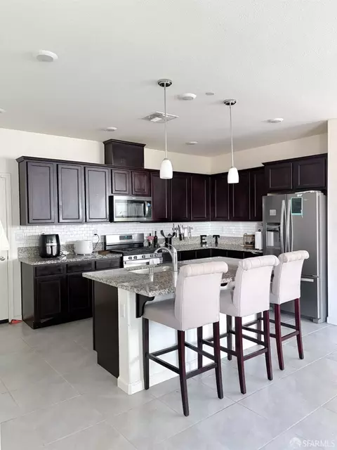 Kitchen - 220 Caputo Cir, Oakley, CA 94561 photo 1 of 6