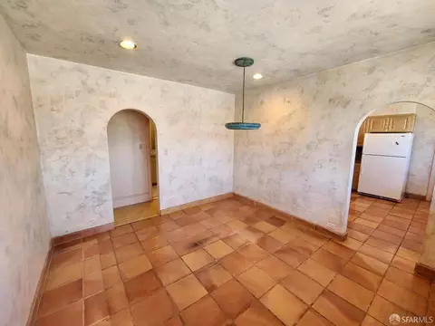 Dining - 3300 Folsom St, San Francisco, CA 94110 photo 1 of 2