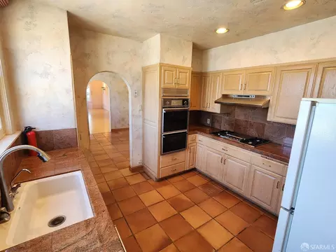 Kitchen - 3300 Folsom St, San Francisco, CA 94110 photo 2 of 2