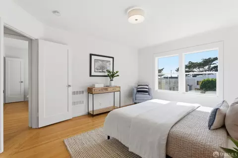 Bedroom - 2587 35th Ave, San Francisco, CA 94116 photo 2 of 13