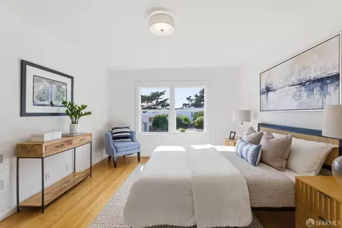 Bedroom - 2587 35th Ave, San Francisco, CA 94116 photo 3 of 13