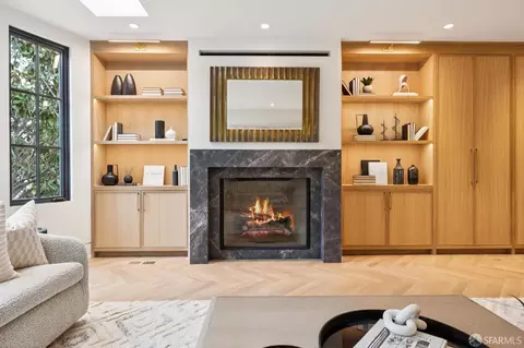Living - 485 Day St, San Francisco, CA 94131 photo 2 of 3