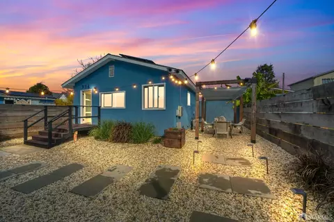 914 44th St, Oakland, CA 94608