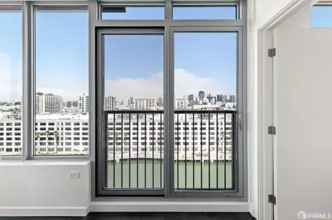 1000 3rd St #1204, San Francisco, CA 94158