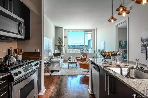 300 Berry St #1603, San Francisco, CA 94158