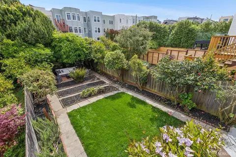 Exterior - 546 18th Ave, San Francisco, CA 94121 photo 2 of 11