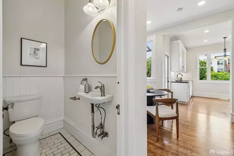 Bath - 546 18th Ave, San Francisco, CA 94121 photo 1 of 5