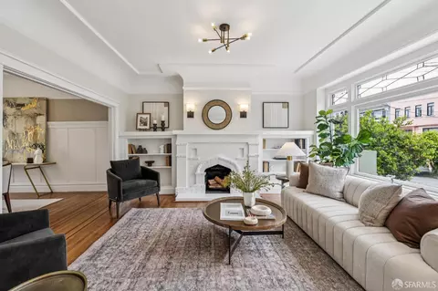 Living - 546 18th Ave, San Francisco, CA 94121 photo 2 of 4