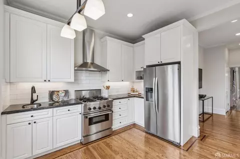 Kitchen - 546 18th Ave, San Francisco, CA 94121 photo 2 of 4