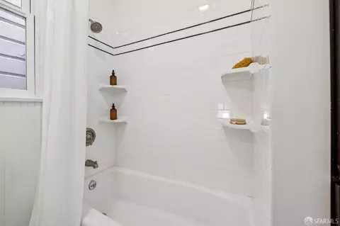 Bath - 546 18th Ave, San Francisco, CA 94121 photo 5 of 5