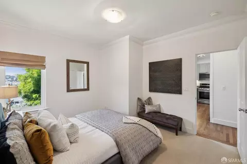 Bedroom - 678 Clipper St #1, San Francisco, CA 94114 photo 5 of 6