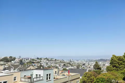 View/Area - 678 Clipper St #1, San Francisco, CA 94114 photo 3 of 5