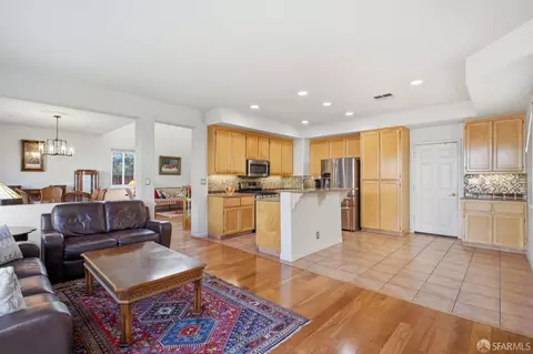Other - 2201 Mariner Way, San Leandro, CA 94579 photo 5 of 11