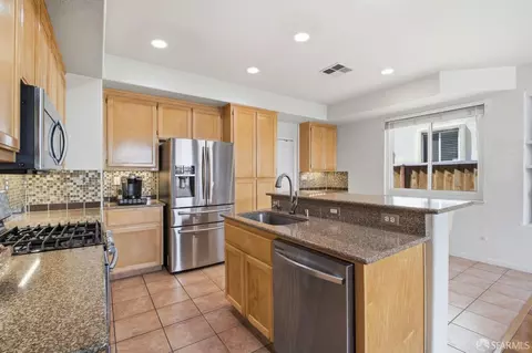 Kitchen - 2201 Mariner Way, San Leandro, CA 94579 photo 1 of 3