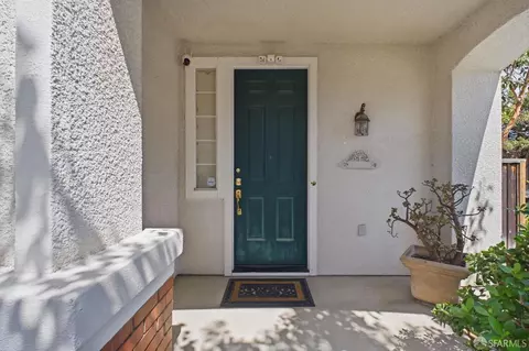 Exterior - 2201 Mariner Way, San Leandro, CA 94579 photo 5 of 9