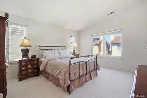 Bedroom - 2201 Mariner Way, San Leandro, CA 94579 photo 1 of 4