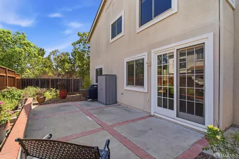 Exterior - 2201 Mariner Way, San Leandro, CA 94579 photo 7 of 9