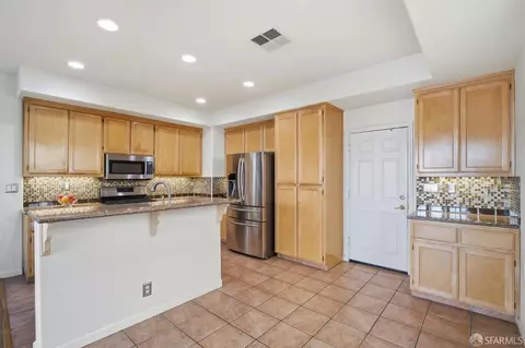 Other - 2201 Mariner Way, San Leandro, CA 94579 photo 6 of 11