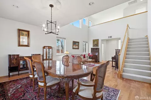 Dining - 2201 Mariner Way, San Leandro, CA 94579 photo 1 of 2