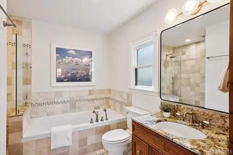Bath - 1412 8th St, Berkeley, CA 94710 photo 2 of 9