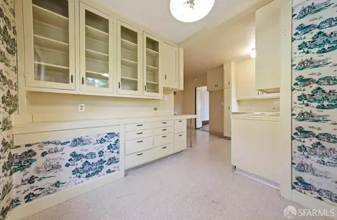 Kitchen - 451 Vincente Ave, Berkeley, CA 94707 photo 3 of 4