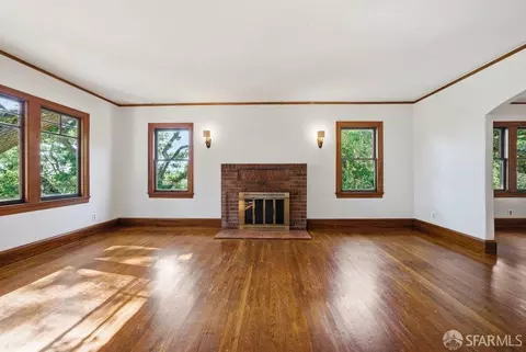Living - 451 Vincente Ave, Berkeley, CA 94707 photo 5 of 14