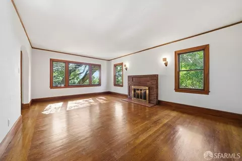 Living - 451 Vincente Ave, Berkeley, CA 94707 photo 3 of 14