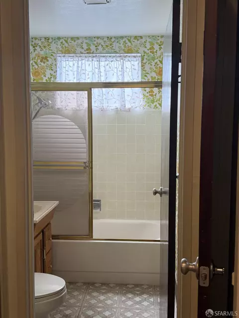 Bath - 273 El Dorado Dr, Pacifica, CA 94044 photo 1 of 1