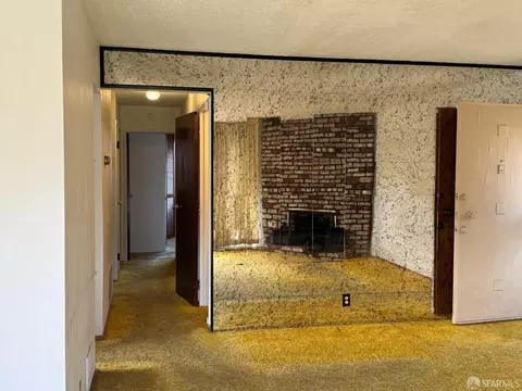Living - 273 El Dorado Dr, Pacifica, CA 94044 photo 3 of 3