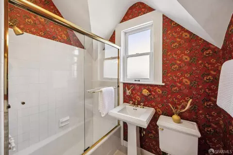 Bath - 4048 23rd St, San Francisco, CA 94114 photo 2 of 2