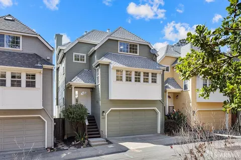 4431 Terrabella Way, Oakland, CA 94619